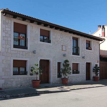 Apartamentos Turisticos Los Abuelos Монтемайор-де-Пилилья Экстерьер фото
